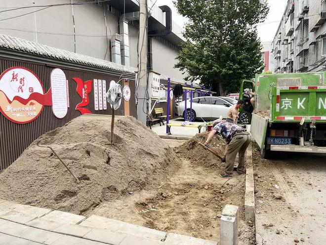这社区便民晾衣杆让居民省心省力→k8凯发一触即发晾晒有去处顺义(图3)