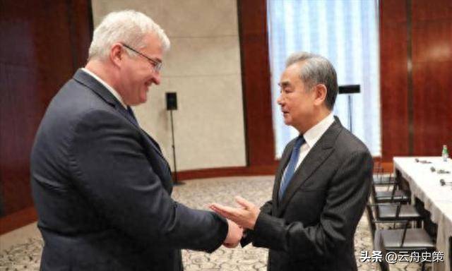 领导人会晤把乌克兰也晾在一边与王毅密谈后鲁比奥取消和欧盟(图28)